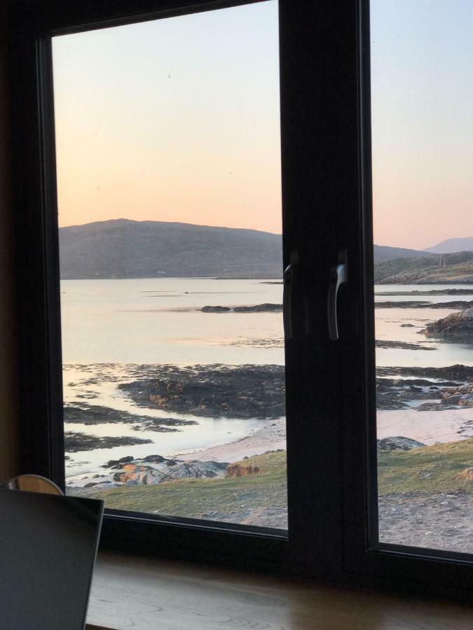 An Taigh Mor Bed & Breakfast Eriskay Dış mekan fotoğraf